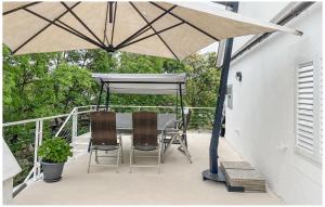 Μπαλκόνι ή βεράντα στο 1 Bedroom Gorgeous Apartment In Imotski +15 φωτογραφίες