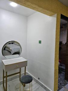 Φωτογραφία από το άλμπουμ του Briggers Furnished Apartment σε Boi