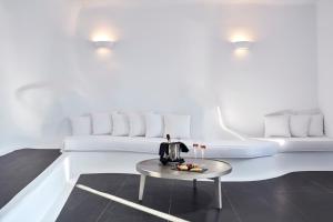 Zona d'estar a Katikies Chromata Santorini - The Leading Hotels of the World
