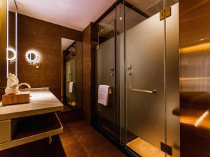 Koupelna v ubytování James Joyce Coffetel Xi'an Zhonglou Xiaonanmen Food Street + 149 fotografií