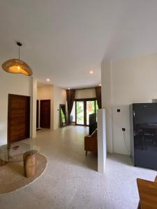 Μια τηλεόραση ή/και κέντρο ψυχαγωγίας στο Java Villa Lombok