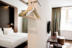Voodi või voodid majutusasutuse Motel One Prague-Florentinum toas +23 fotot