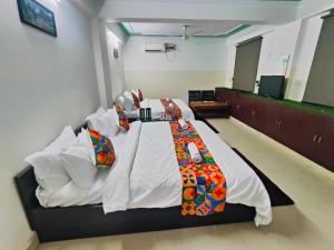 Postel nebo postele na pokoji v ubytování Hotel Comfort Inn