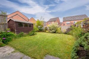 Κήπος έξω από το Pendlebury House Free Parking By City SuperHost +15 φωτογραφίες