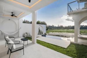 Villa Chai - 2 BR in Ubud内部或周边的泳池