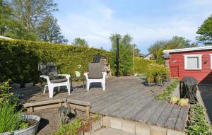 Κήπος έξω από το Gorgeous Home In Hadsund With Sauna