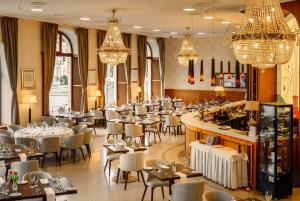 Restaurace v ubytování Hotel Elizabeth
