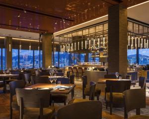 Ресторан / й інші заклади харчування у Hyatt Centric Victoria Harbour