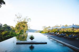 Bazén v ubytování Alila Ubud nebo v jeho okolí