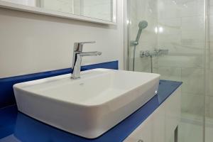 Ένα μπάνιο στο Orbi CIty Apartment