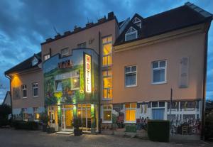 Budova, kde se hotel nachází