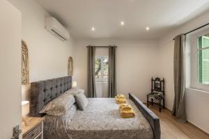 Ruang duduk di Galata Watermill Cottage