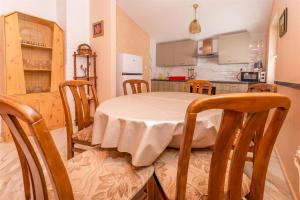 Kuchyň nebo kuchyňský kout v ubytování Apartments Olivera