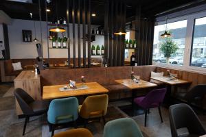 Posezení v ubytování EGINO-Premium Hotel, Restaurant & Bar