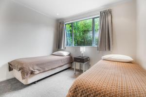 Postel nebo postele na pokoji v ubytování Dannemora Motor Inn