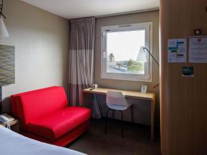 Postel nebo postele na pokoji v ubytování ibis Toulon La Valette