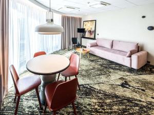 Część wypoczynkowa w obiekcie Mercure Wrocław Centrum