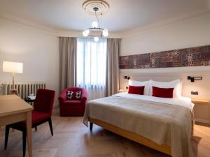 Postel nebo postele na pokoji v ubytování Mercure Belgrade Excelsior