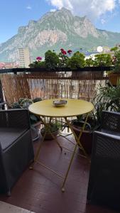 Nespecifikovaný výhled na hory nebo výhled na hory při pohledu z apartmánu