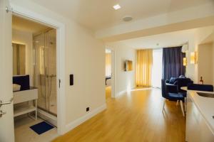 Χώρος καθιστικού στο Orbi CIty Apartment