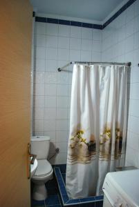 Canal Luxury Apartments的一间浴室