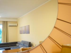 Posezení v ubytování Pine Breeze Apartment