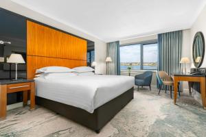 Voodi või voodid majutusasutuse The Galmont Hotel & Spa toas