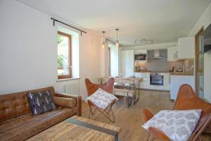 Kuchyň nebo kuchyňský kout v ubytování La Terrasse - Balcon - Vues