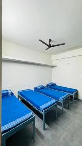 Photo de la galerie de l'établissement Devashrey Hostel - Zeus, à Hyderabad