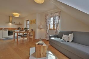 Η κουζίνα ή μικρή κουζίνα στο Landhaus Appartement Seidenwebergut Anif bei Salzburg