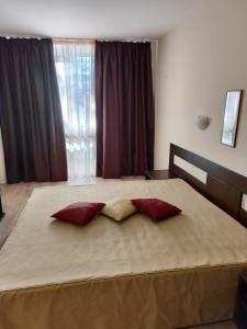 Imagen de la galería de Sun Palace Home Apartments, en Sunny Beach