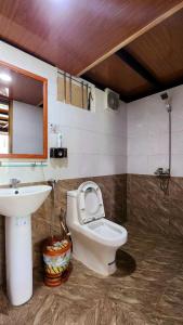 Koupelna v ubytování Natural Home Đà Lạt