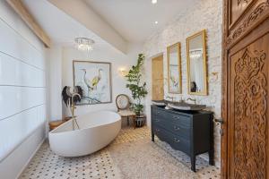 Φωτογραφία από το άλμπουμ του Luxurious Arakana Villa with Pool στο Jimbaran