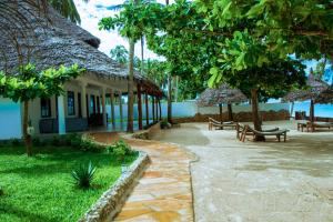 Zahrada ubytování MANOLO Beach Resort