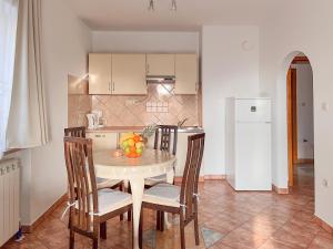 Kuhinja oz. manjša kuhinja v nastanitvi Apartman 1