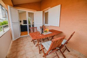 Kuchyň nebo kuchyňský kout v ubytování Apartment Tomislav