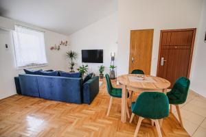 TV a/nebo společenská místnost v ubytování Apartment Tomislav