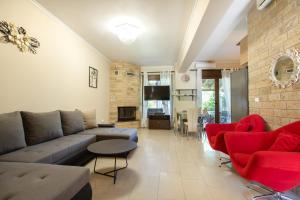 Et tv og/eller underholdning på Saba Villa by RentalsPro - Hanioti Halkidiki