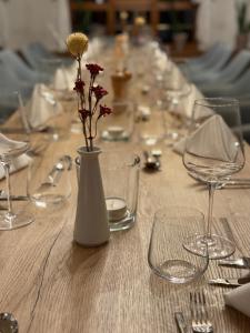 Das Traditionshotel Schwarzer Adler的酒水