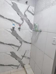 Vannituba majutusasutuses Estúdio mobiliado 5