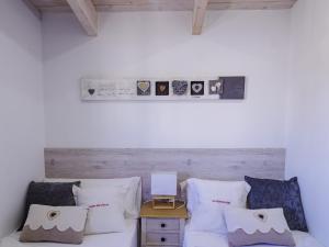 Łóżko lub łóżka w pokoju w obiekcie Cubo's Finca Las Palmeras