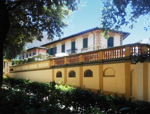 The building in which Az apartmant is located