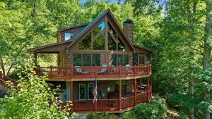 Κήπος έξω από το Mtn Views Hot Tub Fire Pit Dog Friendly +39 φωτογραφίες