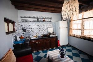 Köök või kööginurk majutusasutuses Bird Guesthouse +23 fotot
