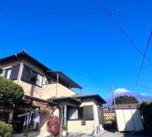 The building in which the homestay is located