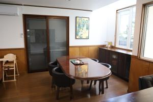 Prostor za sedenje u objektu 福の荘 山王