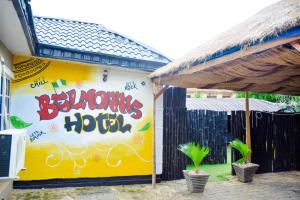 Certifikát, hodnocení, plakát nebo jiný dokument vystavený v ubytování Belmorris Hotel Ltd