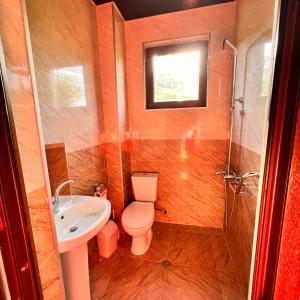 Koupelna v ubytování vila chakvi + 25 fotografií