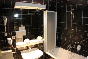 Koupelna v ubytování Hotel Bavaria Trogir