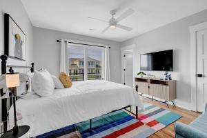 Postel nebo postele na pokoji v ubytování 1003 N Anderson Blvd - Namaste Topsail + 49 fotografií